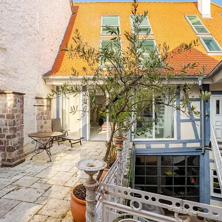 Stilhaus 1730 Apartment