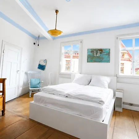 Stilhaus 1730 *