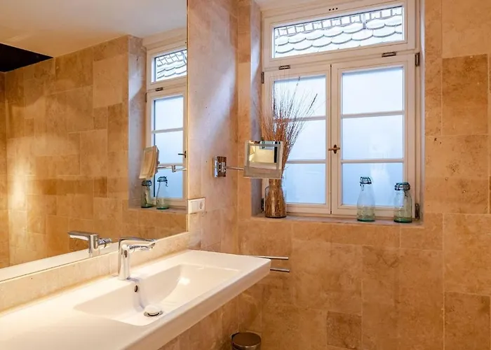 Stilhaus 1730 Konigsbach-Stein